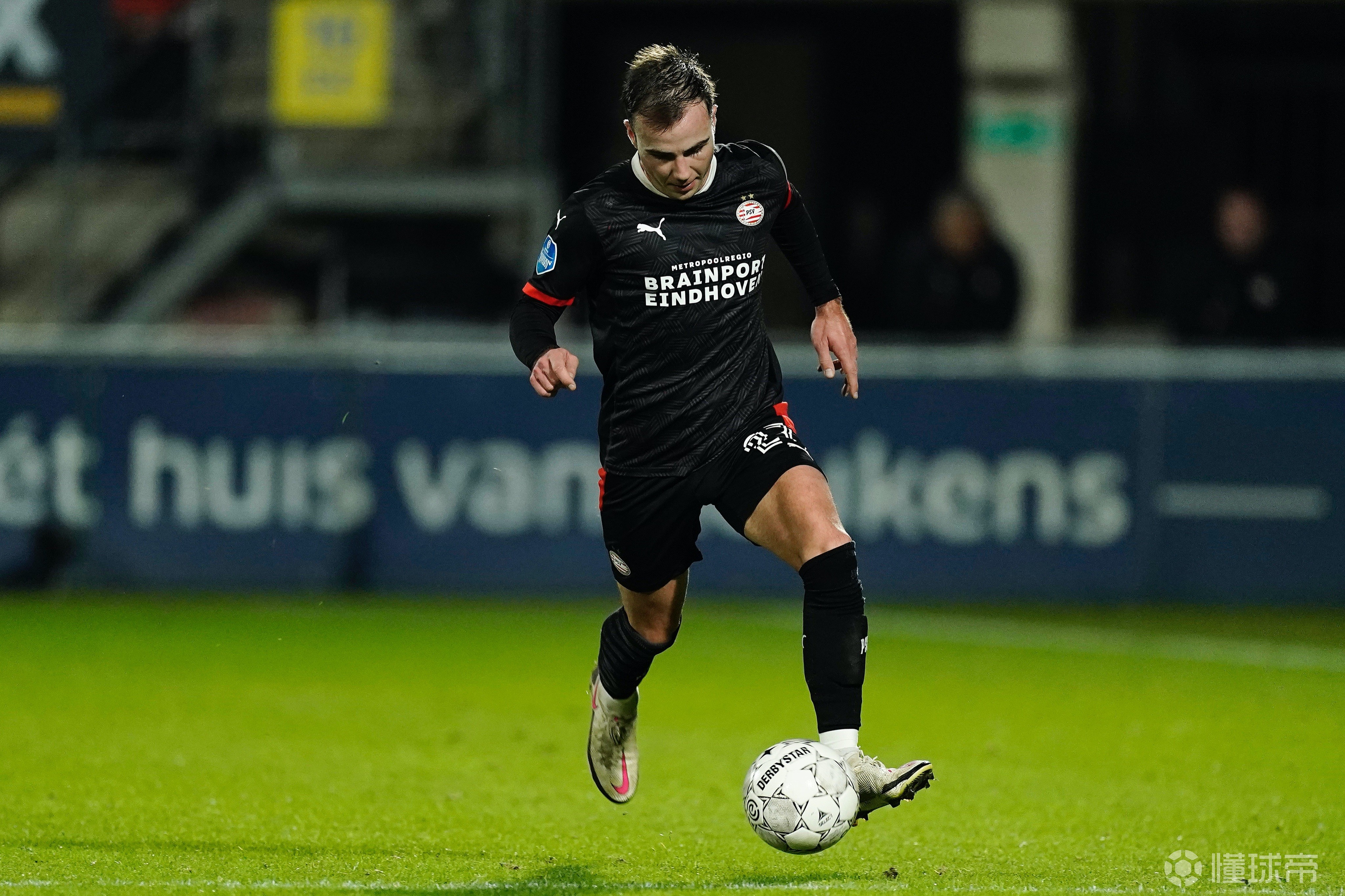 开云电竞 -明尼苏达森林狼迎荷甲关键赛，今晨临场应变，话题不断，更衣室氛围转暖(明尼苏达森林狼微博)