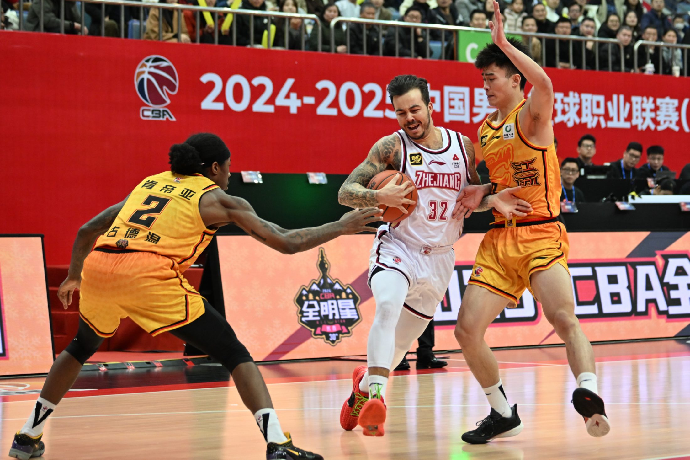 开云棋牌 -包含CBA常规赛今夜再迎强敌，布鲁克林篮网调整名单，主帅态度：质疑声仍在，球队文化再被提及的词条