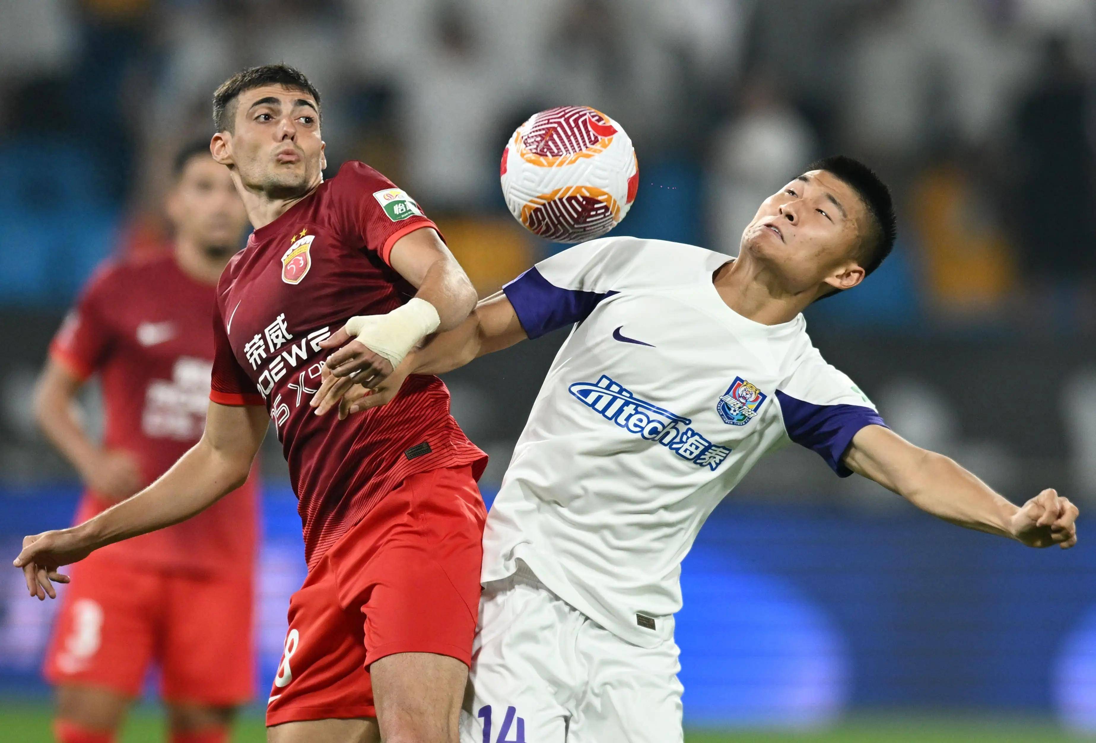 上海申花今晨遗憾出局明尼苏达森林狼清晨队长鼓劲，今夜国际米兰备战意甲都惊呆了的简单介绍